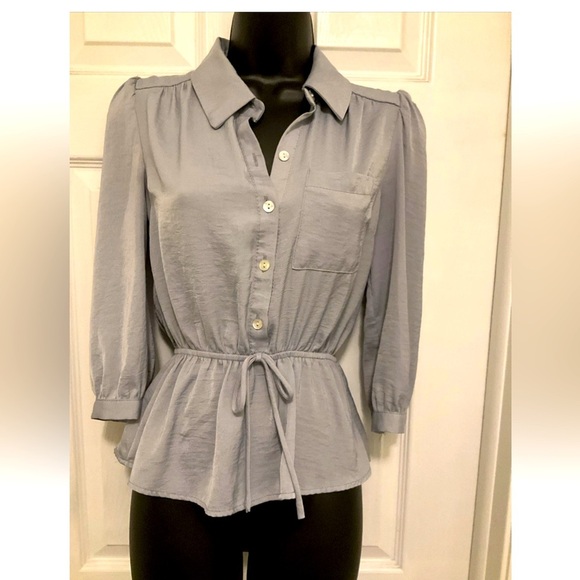 Monteau Los Angeles Light Steel Blue Button Up Top Size Small - Picture 1 of 10
